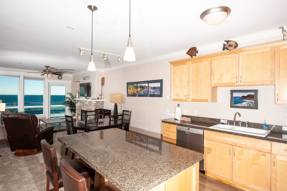 Full Kitchen