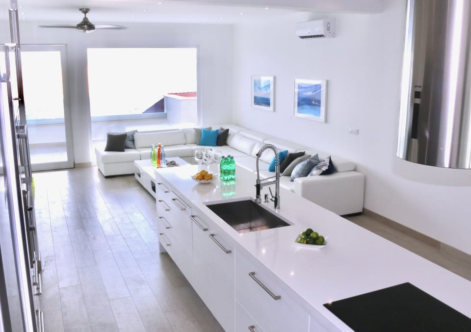 Amazing Living Area and Kitchen Island 
