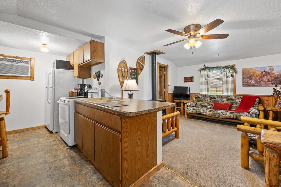 2 bedroom cottage