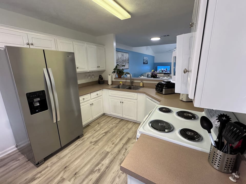 Kitchen - fully equipped