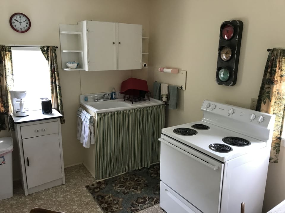 The Garden Cabin Kitchen