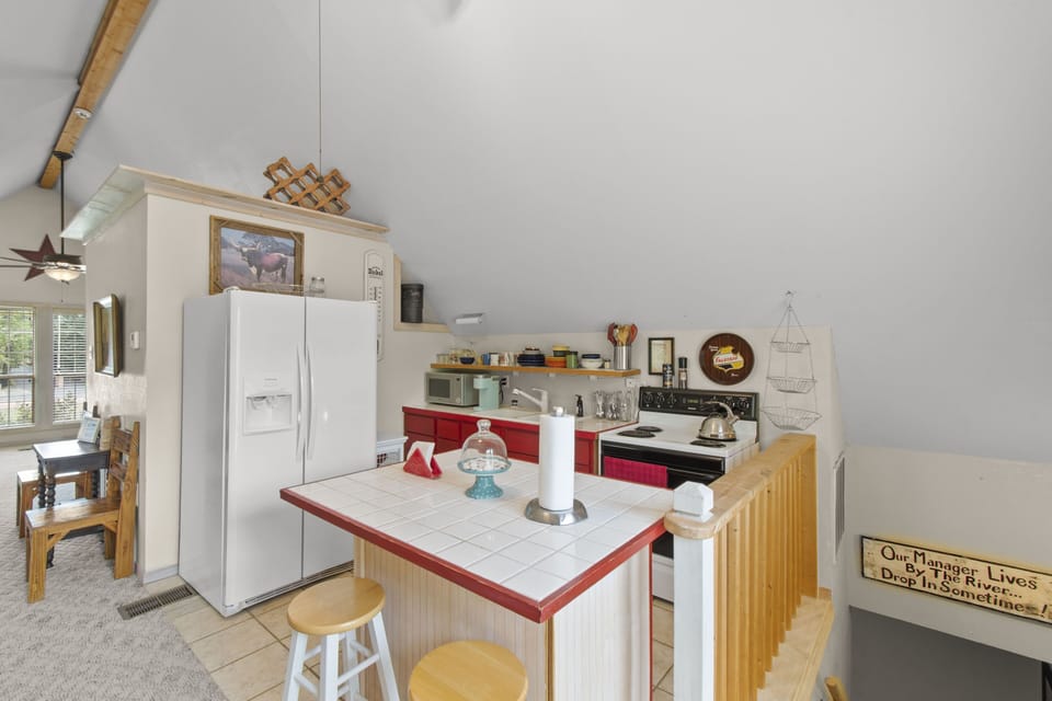 Hideaway apartment kitchen