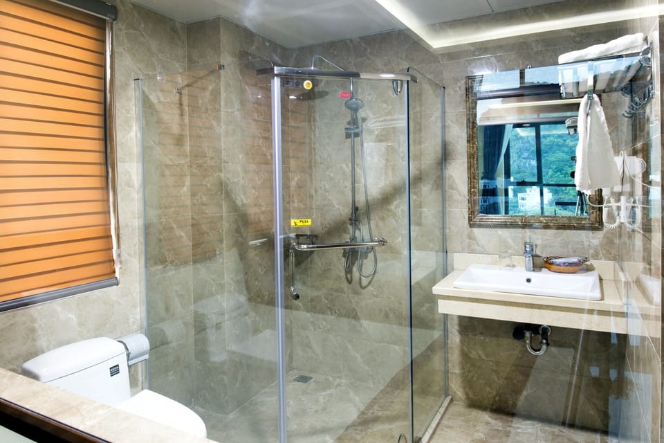 Bathroom shower