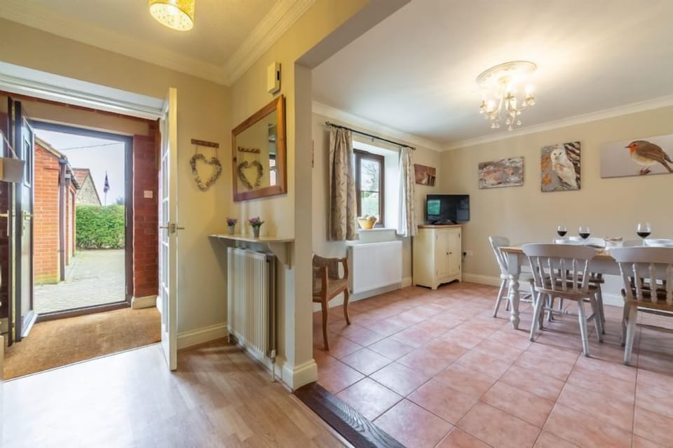 Ground floor: The dining area and hallway