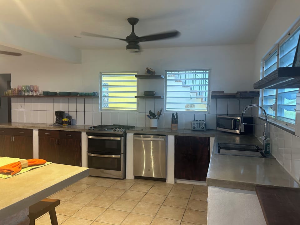 2BR kitchen