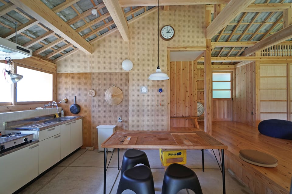 Private Vacation Home | In-room dining