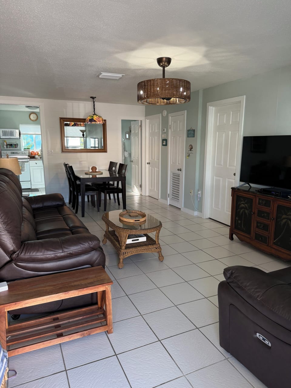 Spacious living area with 55" smart TV