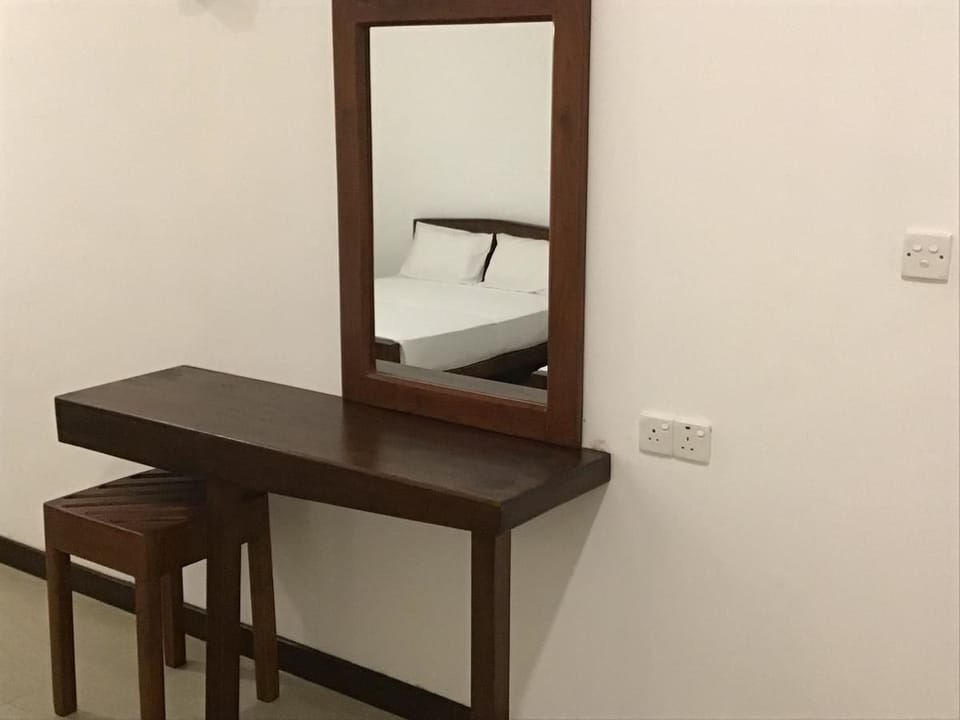 Family Room | Room amenity