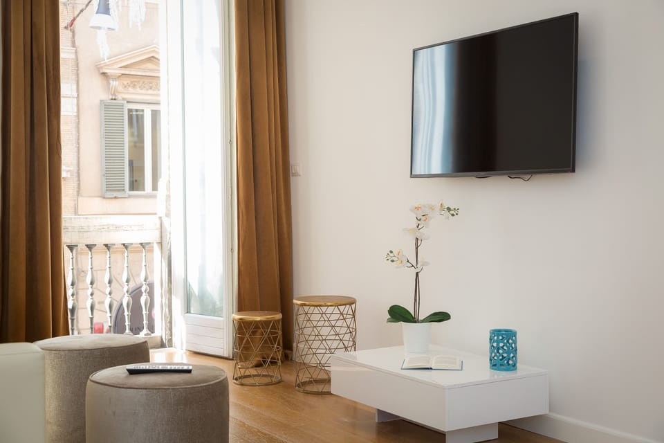 Entertainment in the living area