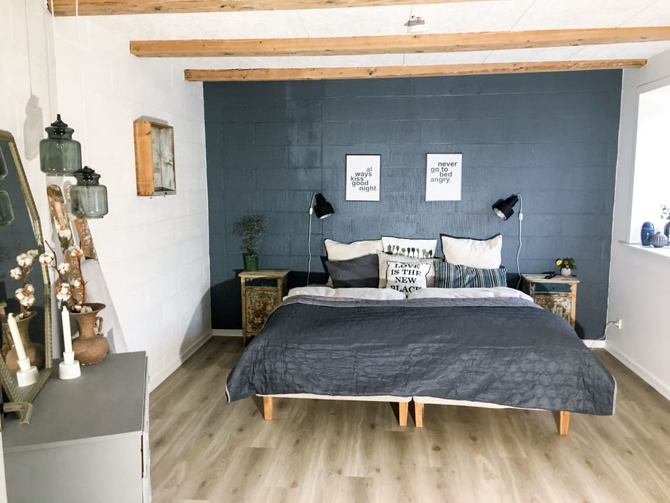 Classic Double or Twin Room, Shared Bathroom | Individually decorated, individually furnished, soundproofing