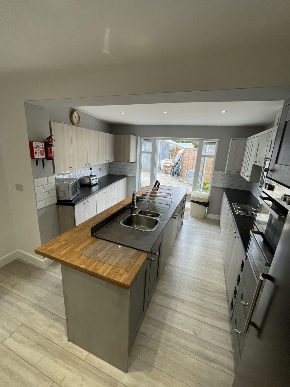 Single Room, Shared Bathroom, Courtyard View | Shared kitchen