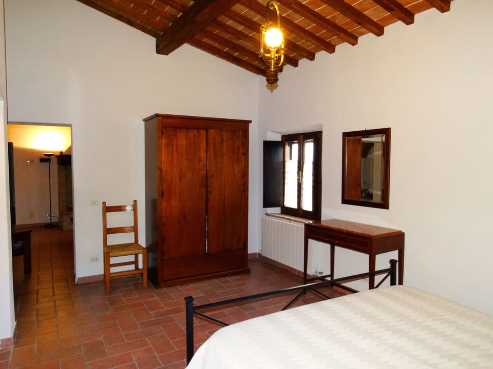 The first double bedroom, side B