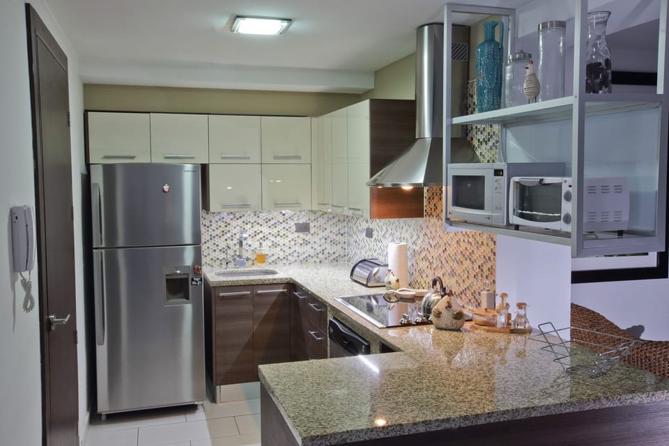Fully equipped kitchen