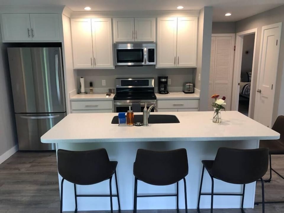 Fully equipped modern kitchen