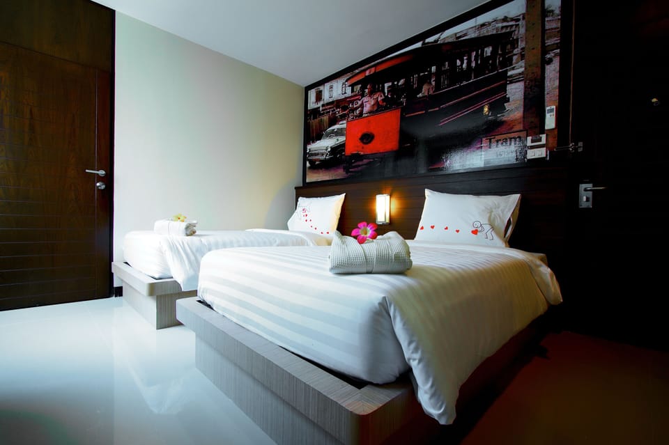 Superior Twin Room | Premium bedding, pillowtop beds, in-room safe, individually decorated