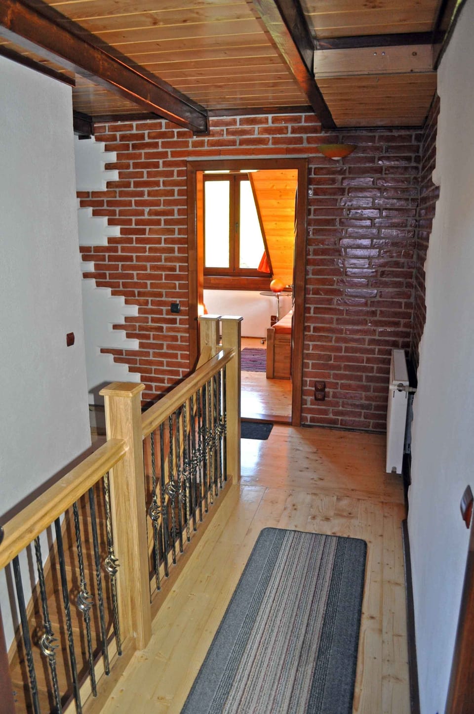 Villa Crina, hallway attic •  holiday rental Romania • Photos: www.casa-vale.net