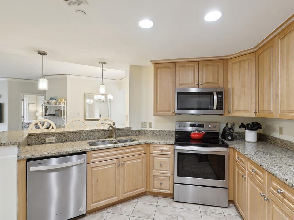 Kitchen with Stainless Steel Appliances at 301 Windsor Place