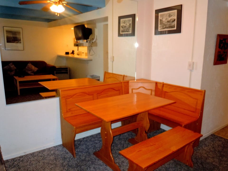 Dining nook