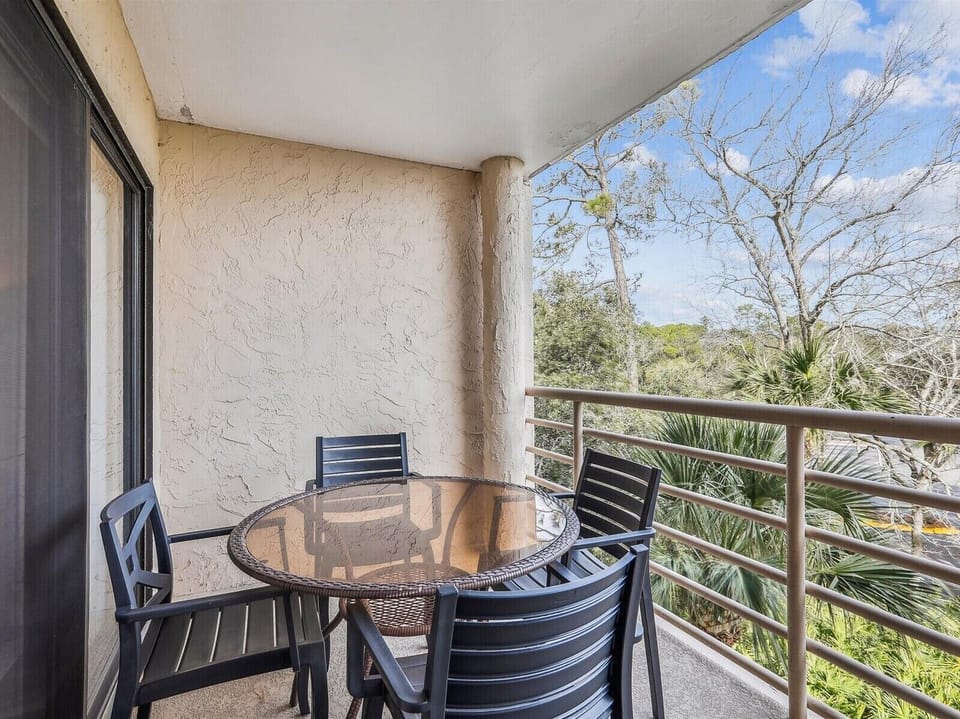Private Balcony at 2317 Villamare