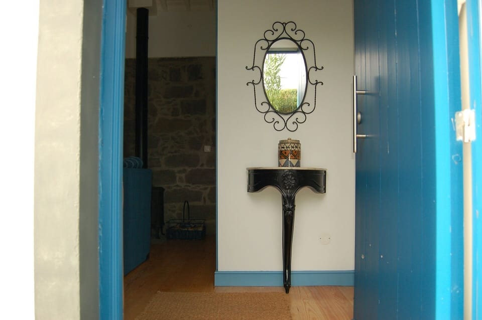 Casa da Talha - entrance to the living room