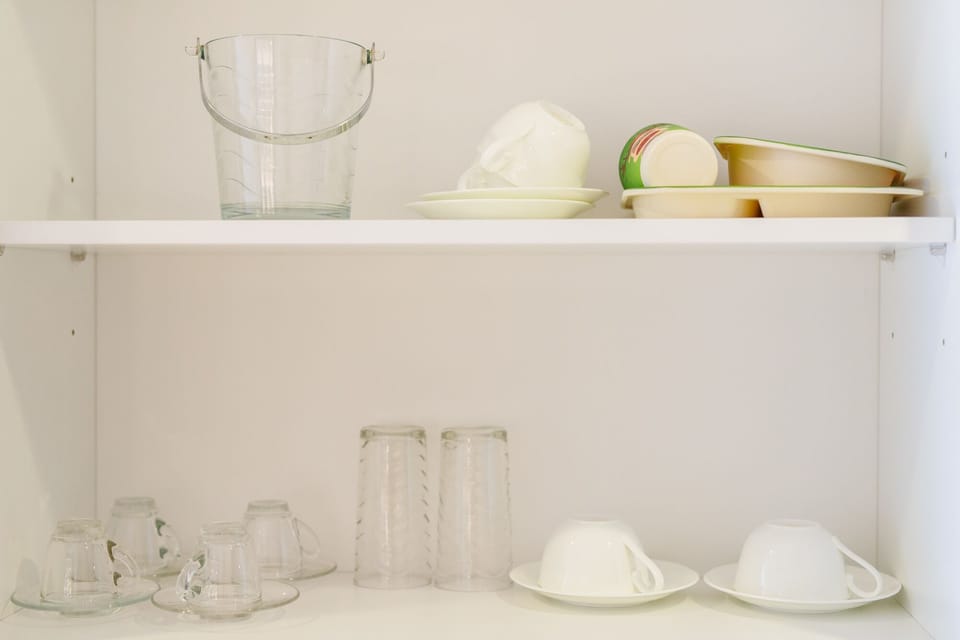Cups and glasses for you to enjoy your favorite drinks.