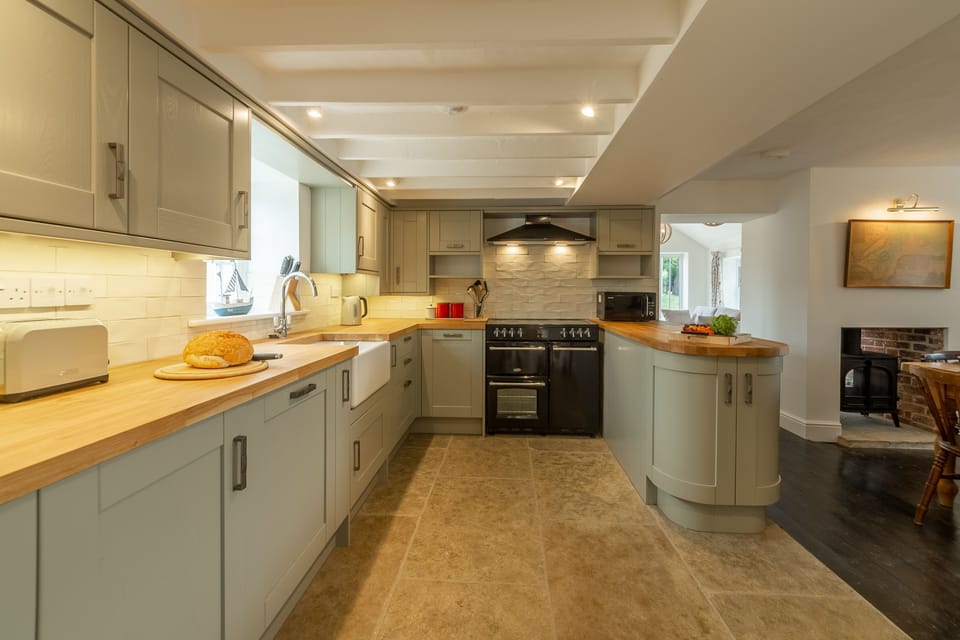 Ground floor: Kitchen