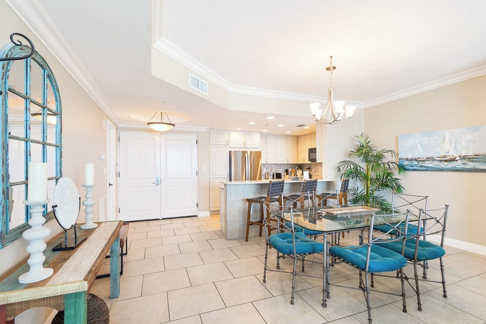 Dining Room 1.2