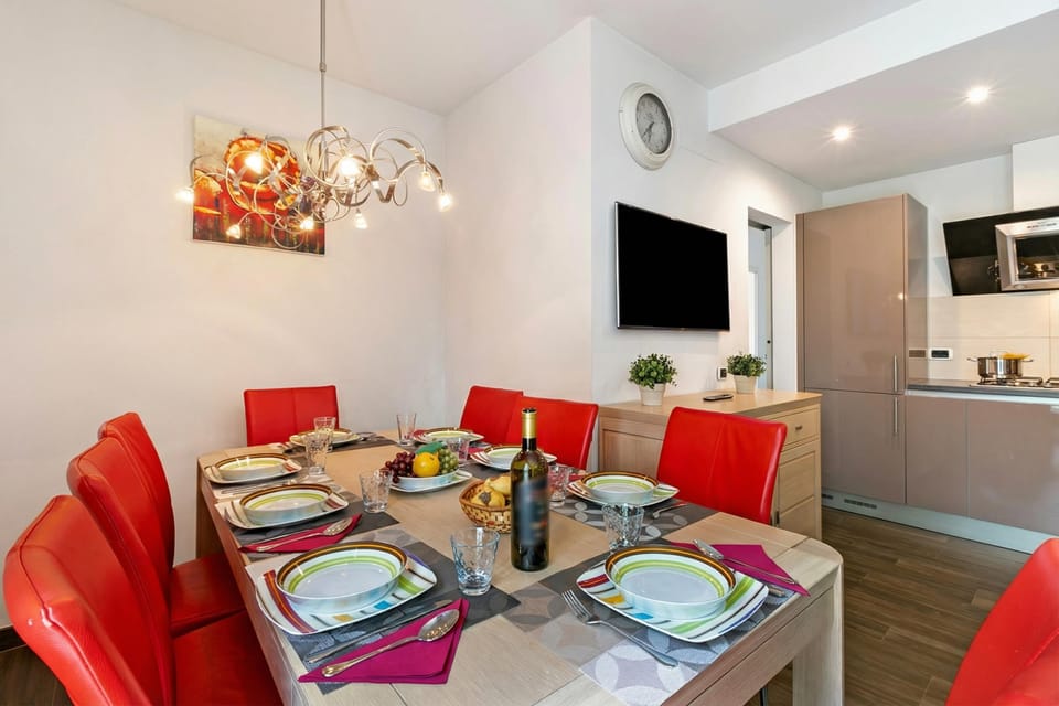 Kitchen and dining area