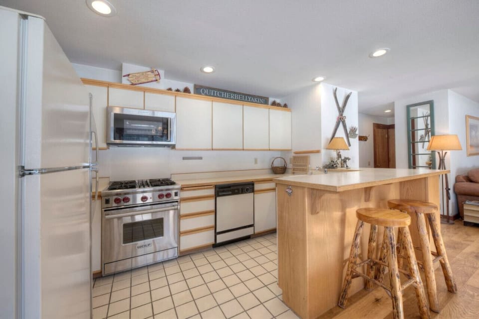 Fully equipped kitchen