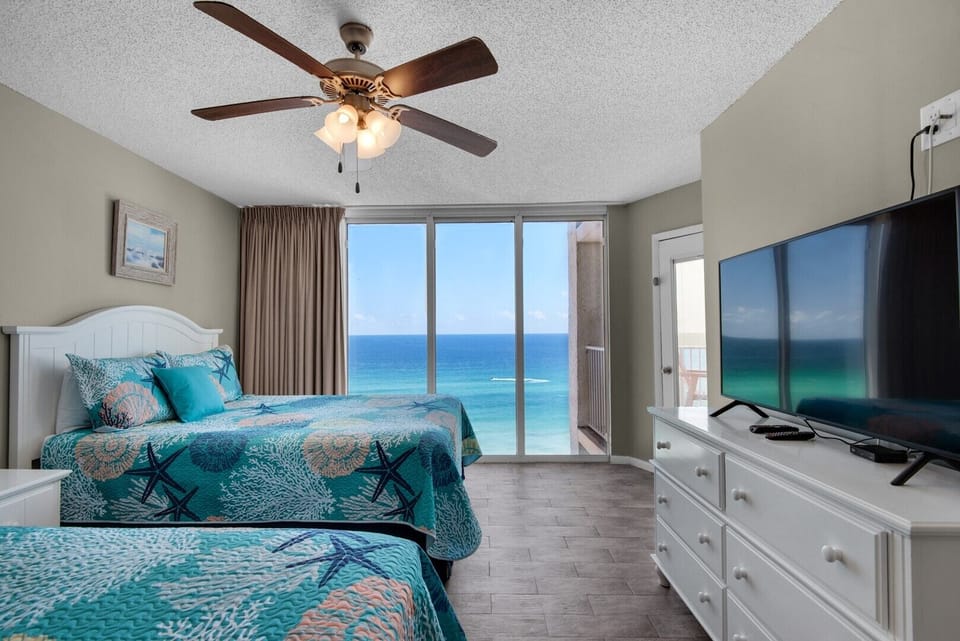 Guest bedroom