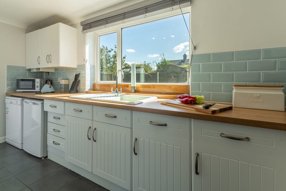 Ground floor: Kitchen