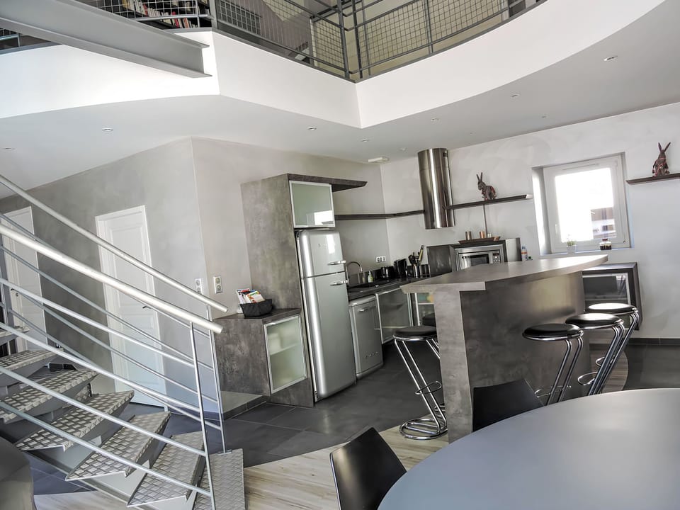 Kitchen / Dining Room