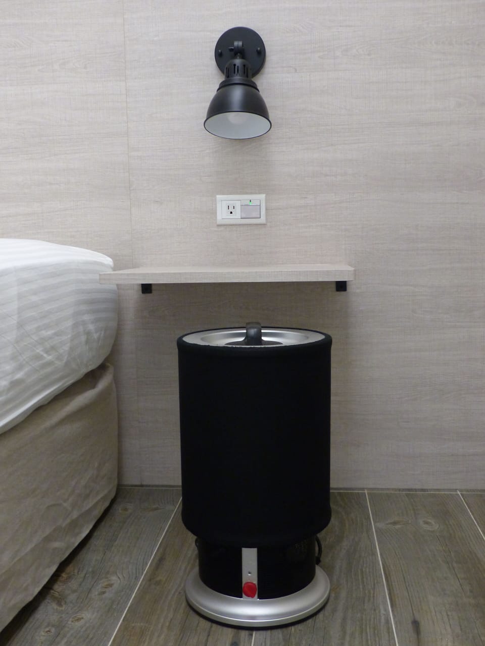 Blackout drapes, soundproofing, rollaway beds, free WiFi