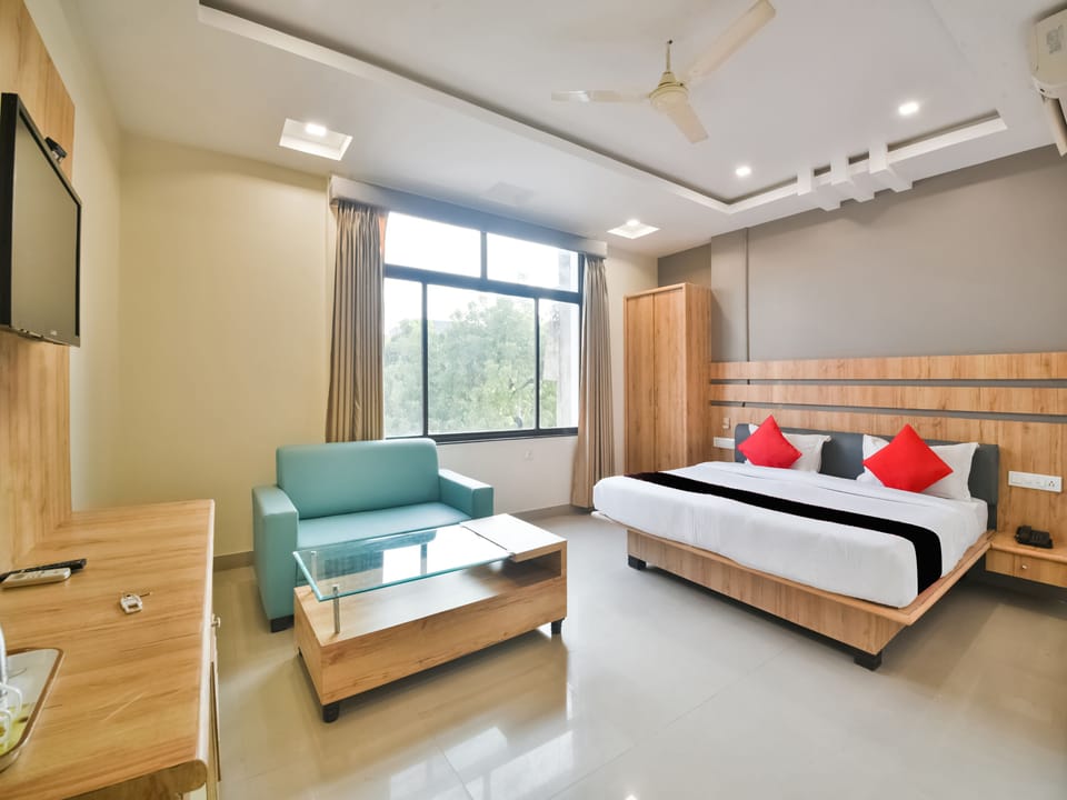 Premium bedding, memory foam beds, minibar, individually decorated