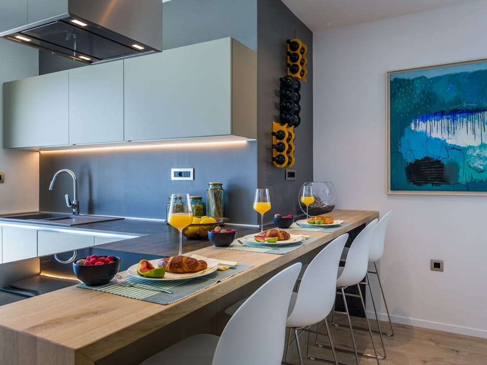 Kitchen / Dining Room