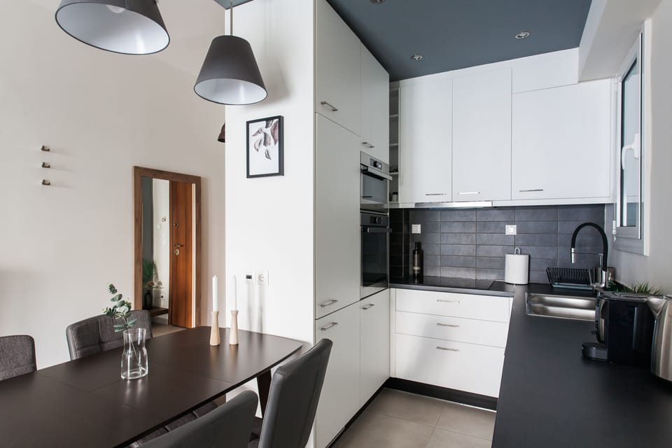 Apartment | Private kitchen | Full-size fridge, microwave, oven, stovetop