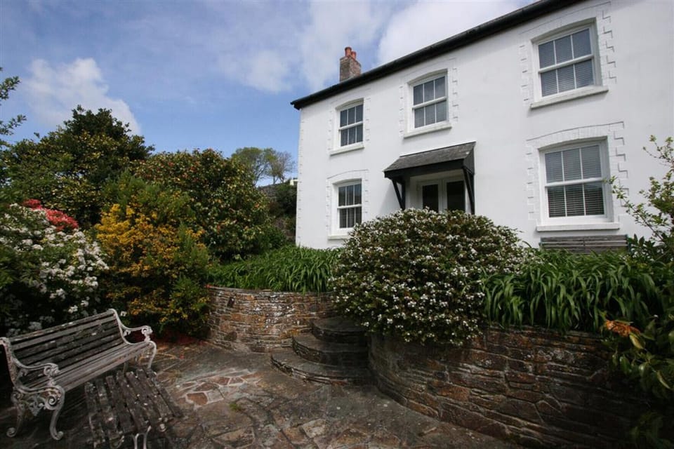 Puckey Hill