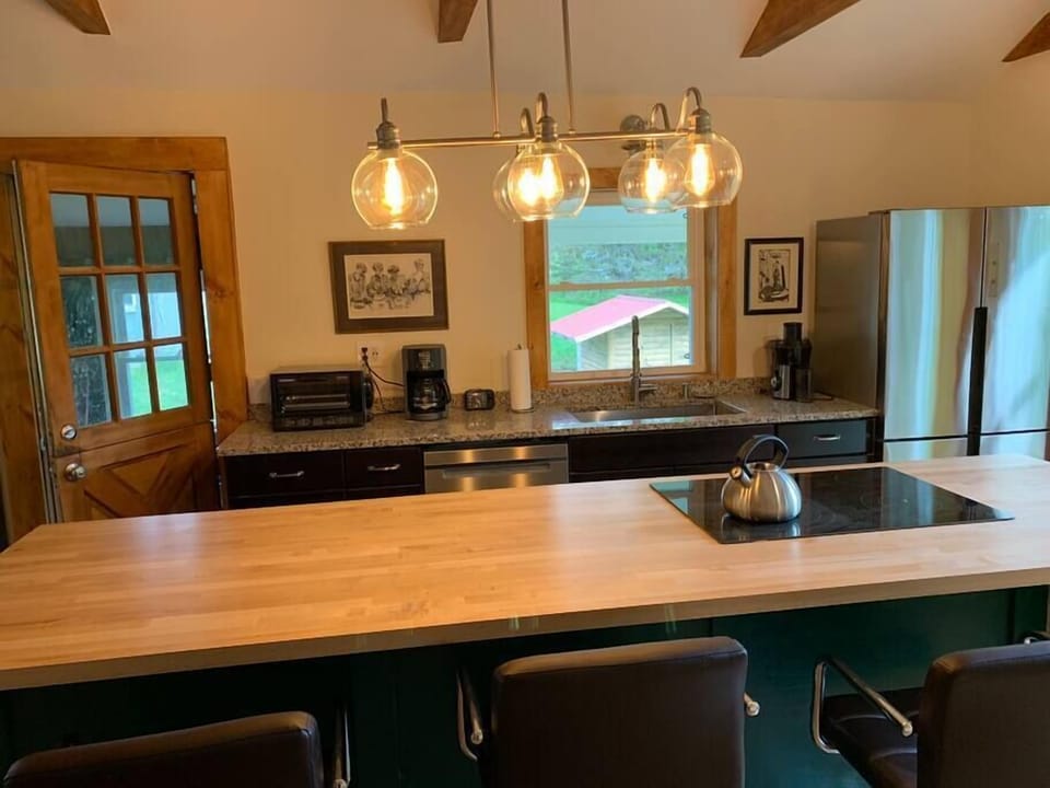 Kitchen sink