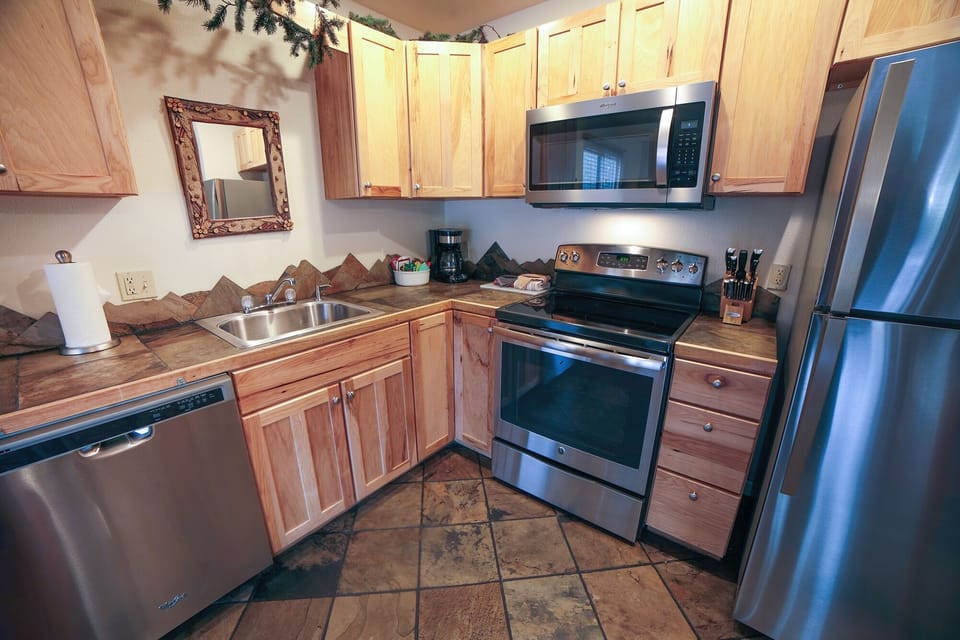 Full Kitchen