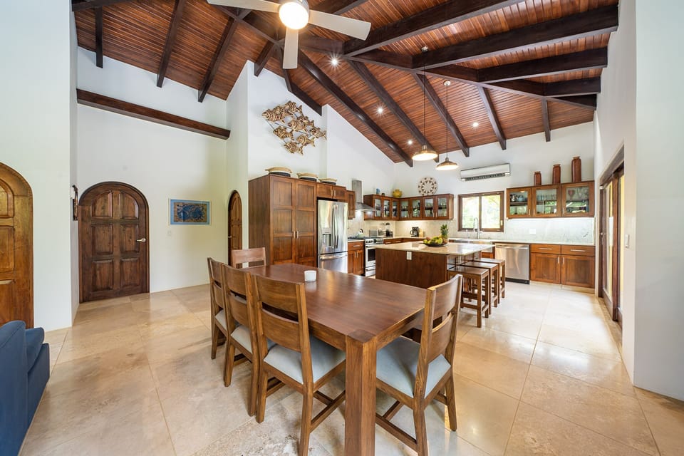 2nd floor dining