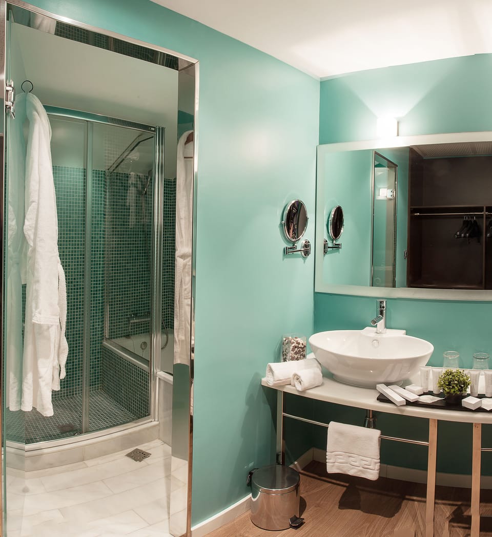 Free toiletries, hair dryer, bidet, towels