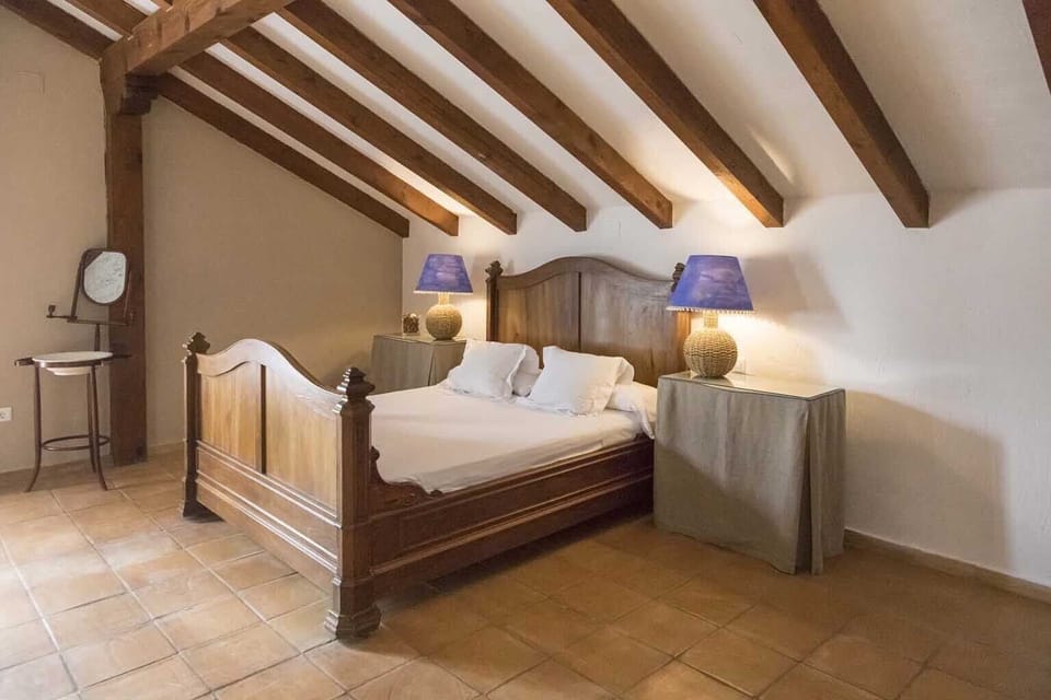 Suite | Soundproofing, free WiFi