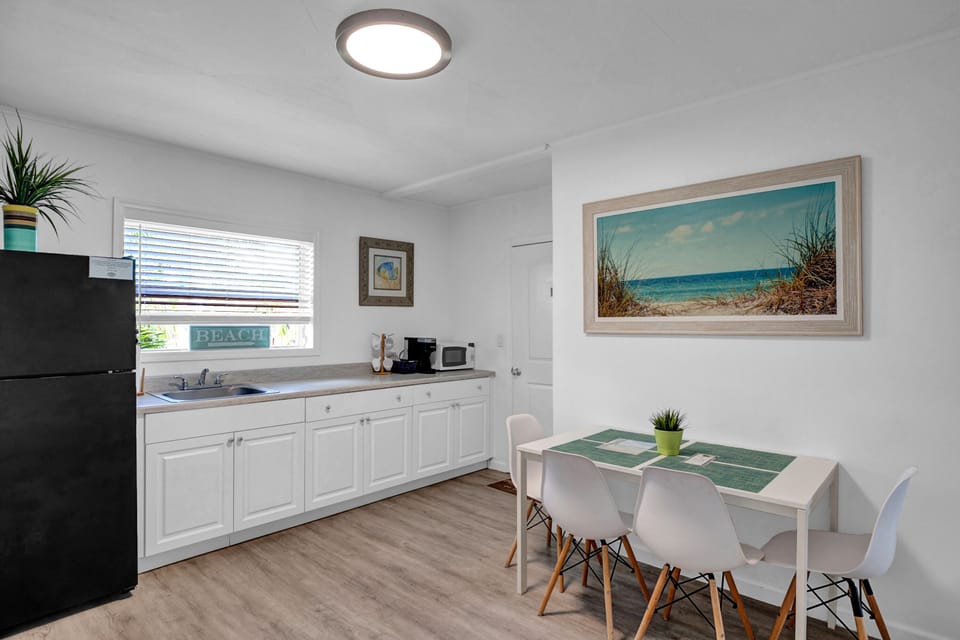 Standard Apartment, 2 Bedrooms, Kitchenette (Room 11   Sleeps 4) | Individually decorated, individually furnished, iron/ironing board