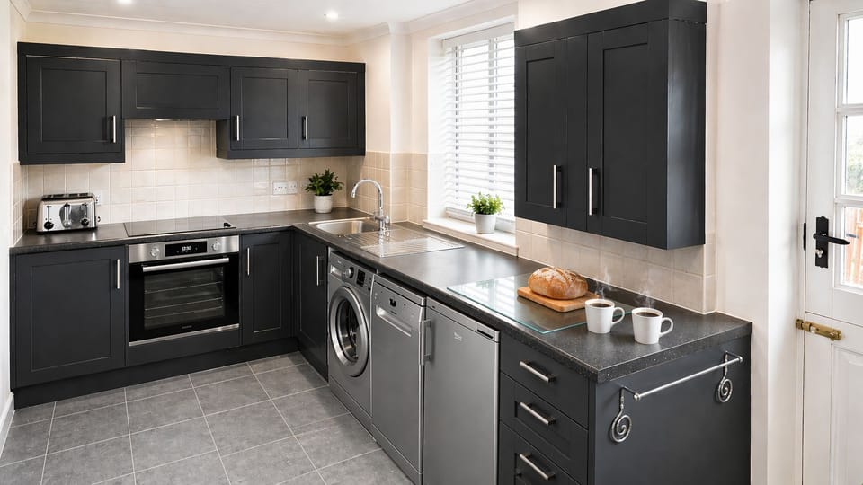 House, Multiple Bedrooms | Private kitchen | Coffee/tea maker, full-size fridge, microwave, oven
