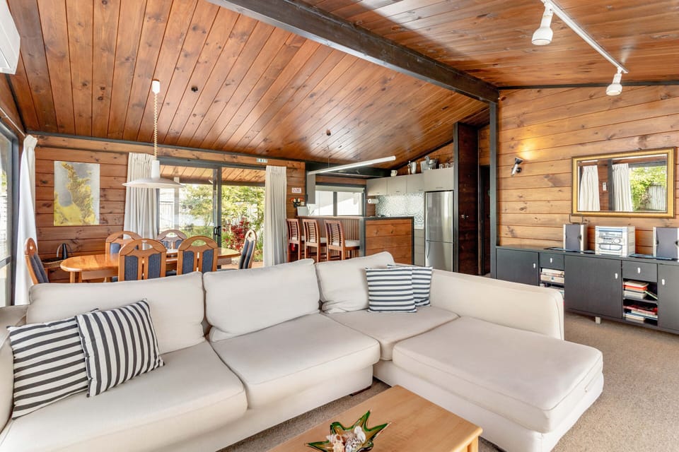 Lounge to kitchen and dining
