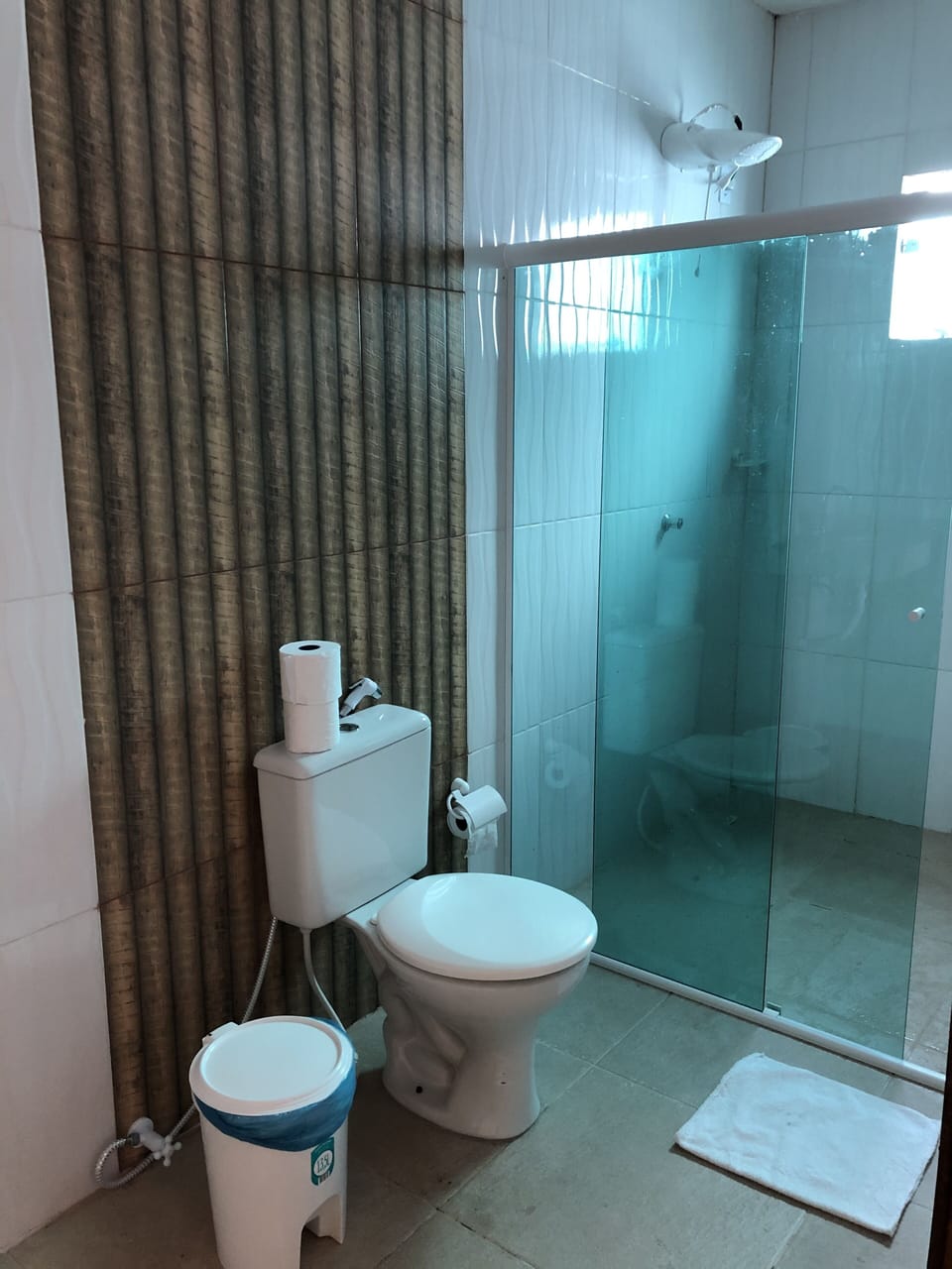 Room | Bathroom | Shower, free toiletries, towels, soap