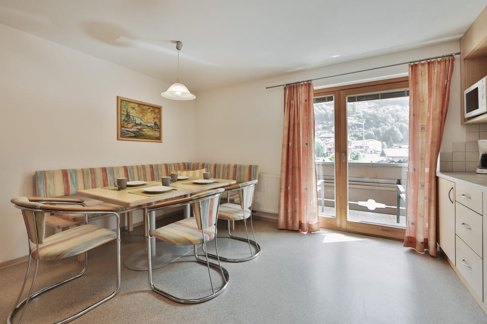 Apartment, 3 Bedrooms | Private kitchen | Full-size fridge, microwave, stovetop, dishwasher