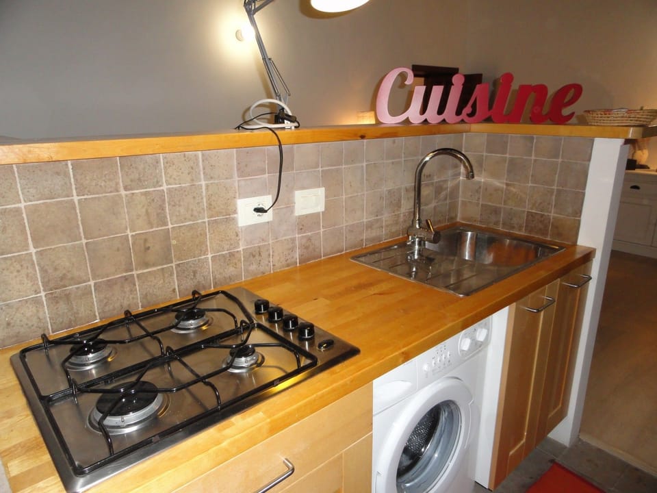 Apartment, 1 Bedroom | Private kitchen | Fridge, stovetop, espresso maker, electric kettle