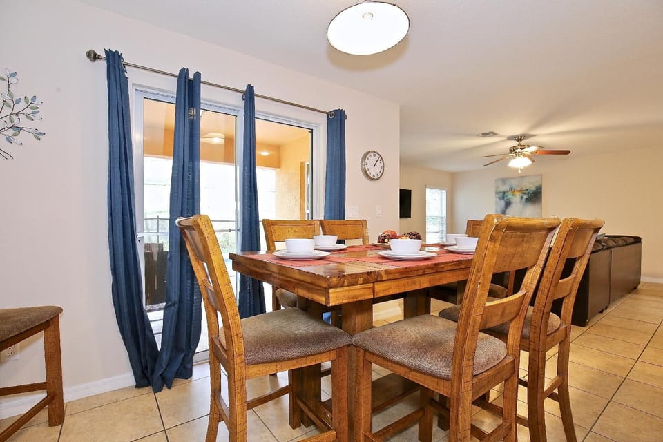 Dinning table