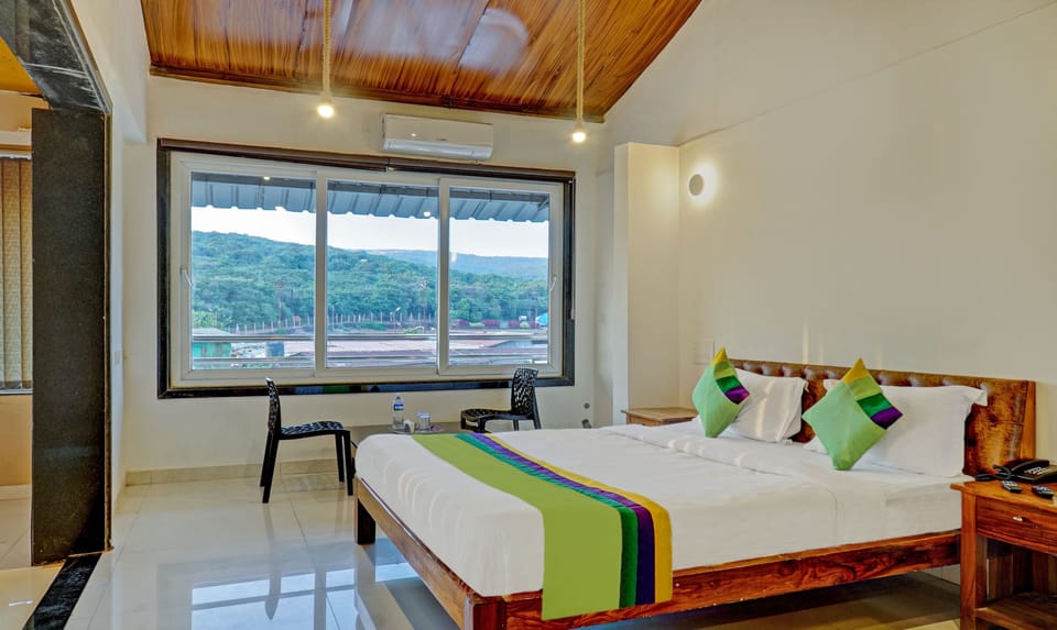 Premium Duplex room with mountain view | View from room